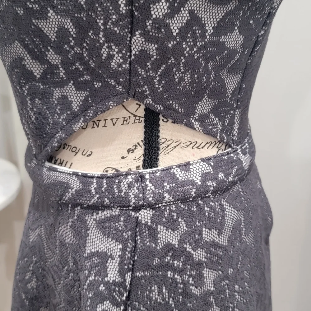 ABERCROMBIE & FITCH White Cut Out Fit & Flare Sleeveless Medium Dress C116 - Picture 4 of 5